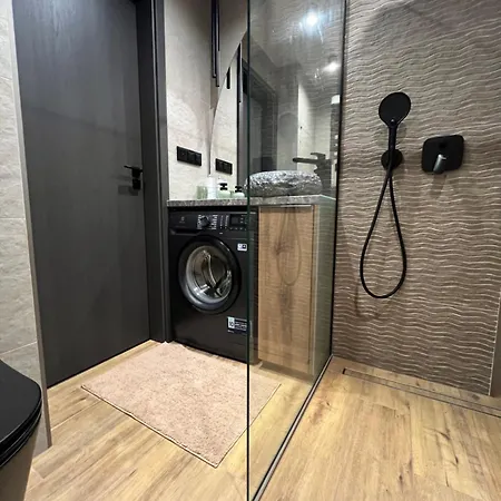 Happy Apartment